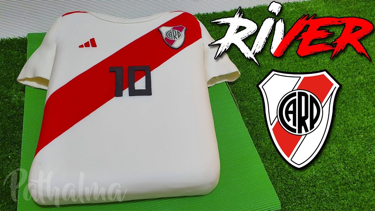 Пирог с футболкой River Plate