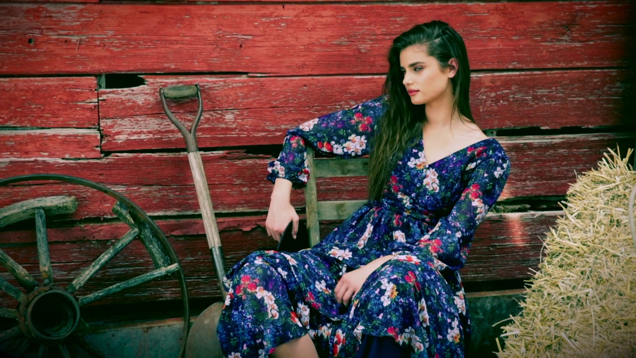 Harper''s Bazaar - LIVERPOOL / Taylor Hill