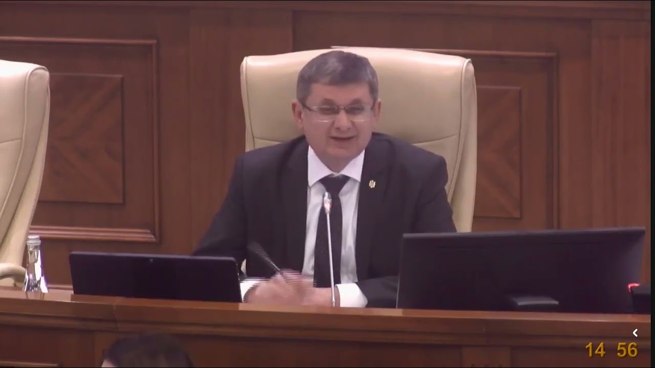 COLHOZUL LUI IGOR GROSU
