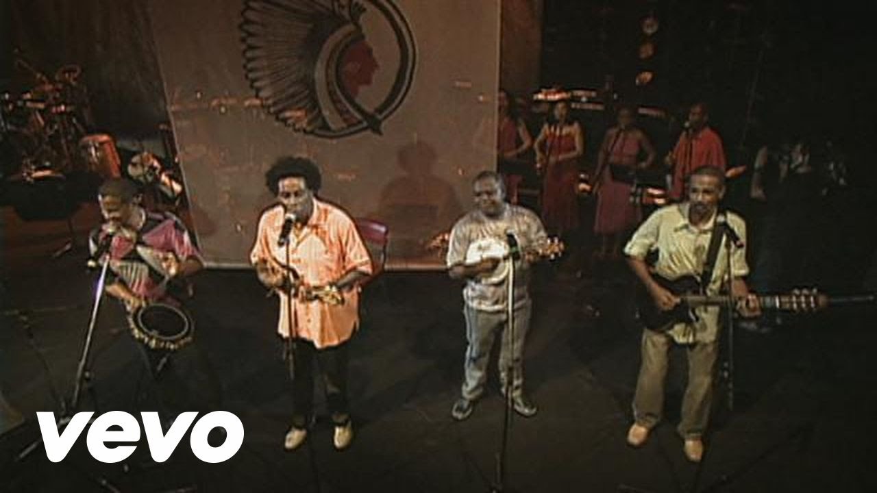 Dudu Nobre - Papagaio (Ao Vivo) ft. Grupo Fundo De Quintal