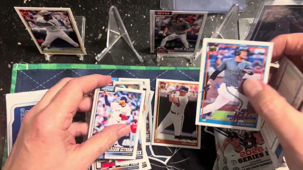 Opening 2nd Topps 2026 hobby box!! Numbered relic!! Team color match!! RCs!!
