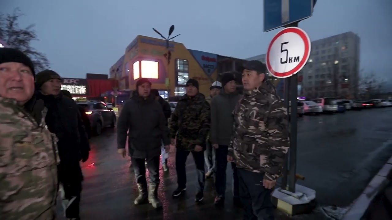 ✅ Таңкы рейд: Шакиров көчөсүндө экс вице-мэрге таандык имарат бузулат