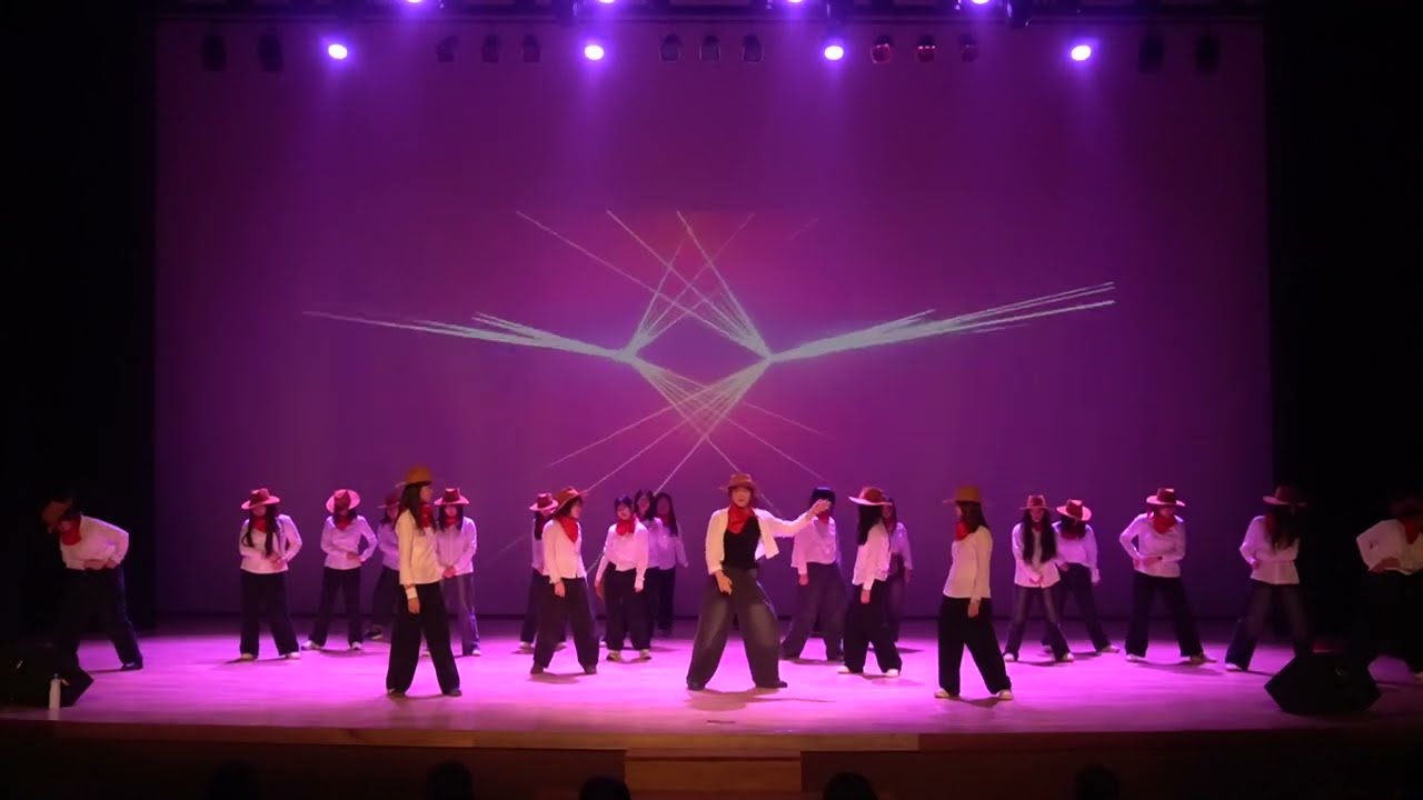 동두천여자중학교 3-2 퍼포먼스 데이 영상(Dongducheon Girls' Middle School Performance Day) - Law, Nunu, Can't Hold Us