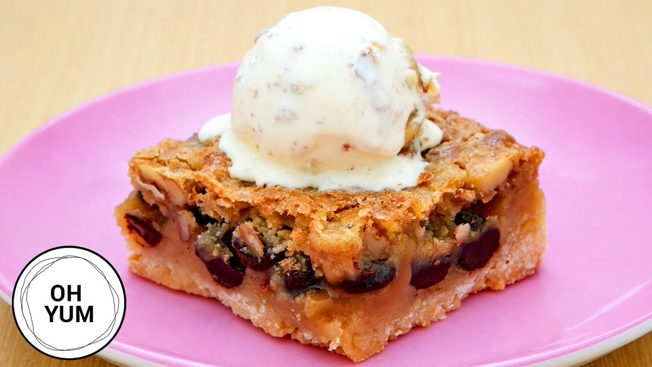 Professional Baker Teaches You How To Make BUTTER TART SQUARES!