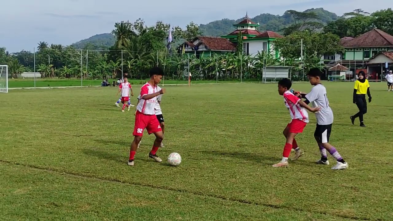 SSB ELSA karangwuluh vs SSB persantean Indramayu ku 12.