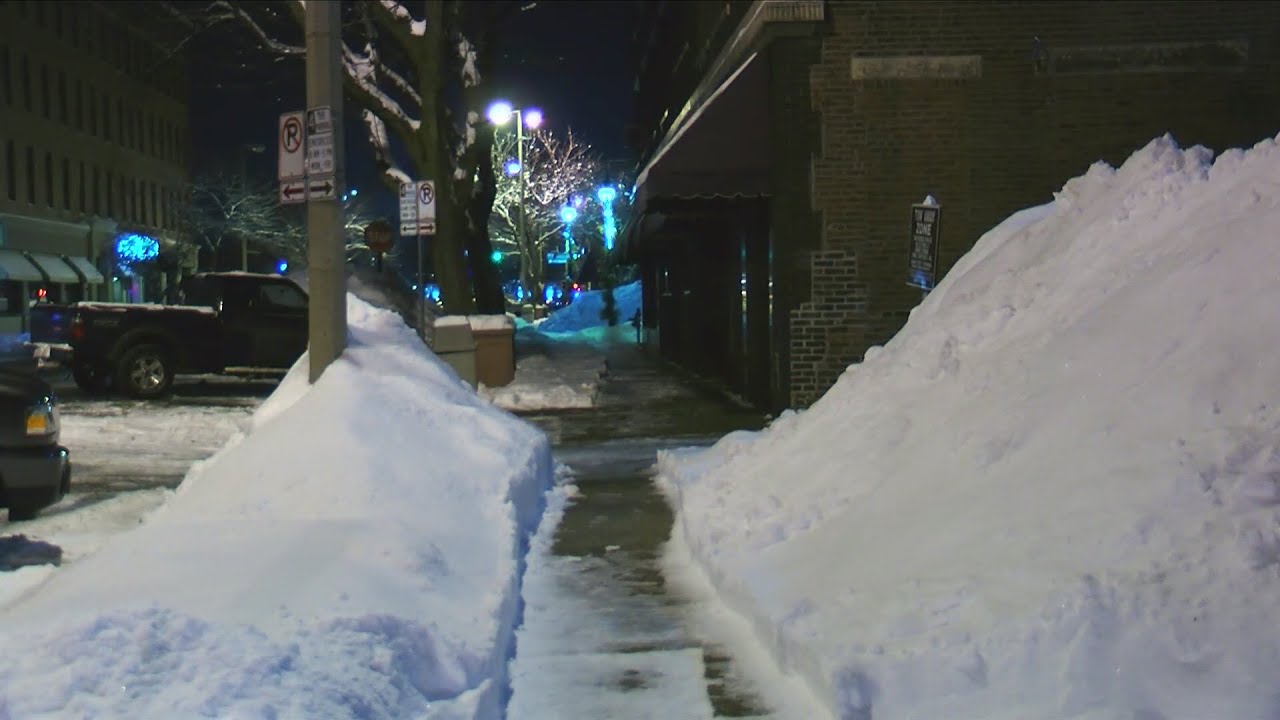 Freezing drizzle creates slippery situation