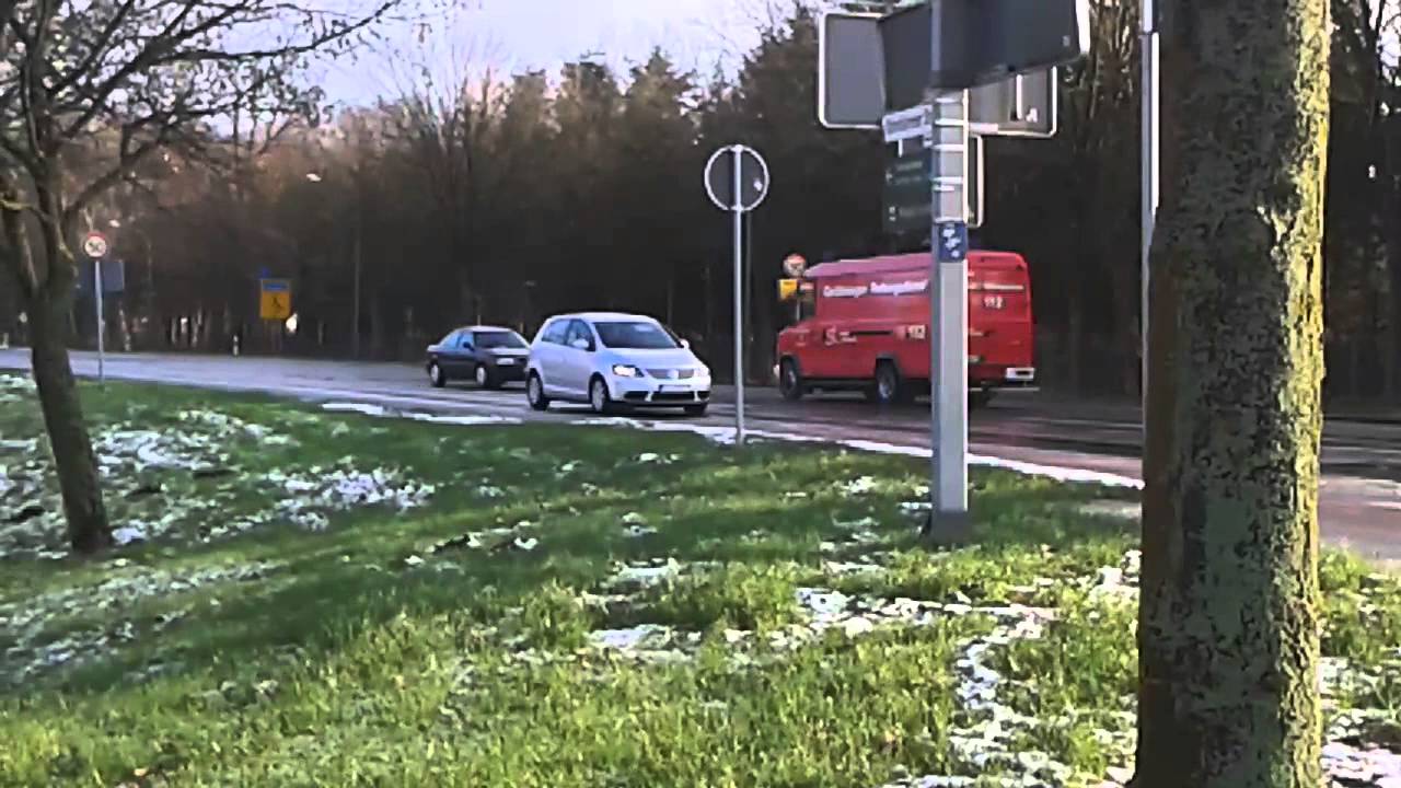 Gw Rettungsdienst Feuerwehr h&ouml;rstel r&uuml;ckt aus