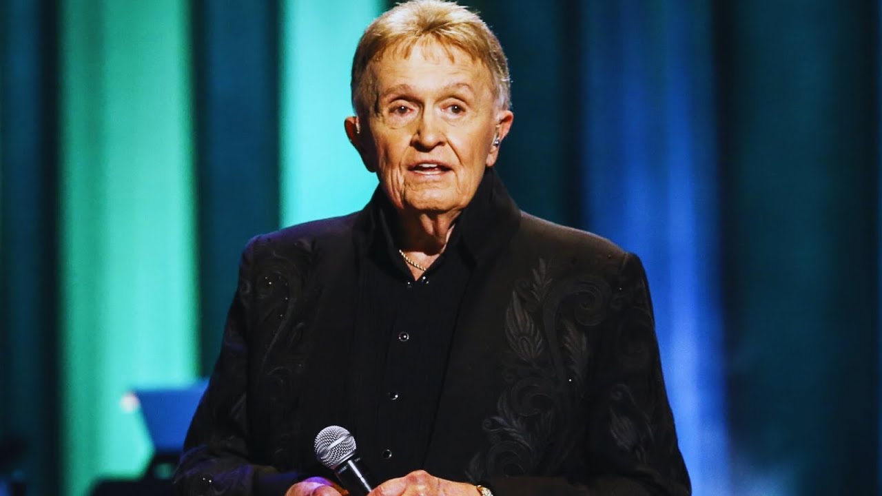 В свои 84 года Конни Смит наконец-то раскрыла правду о Билле Андерсоне.