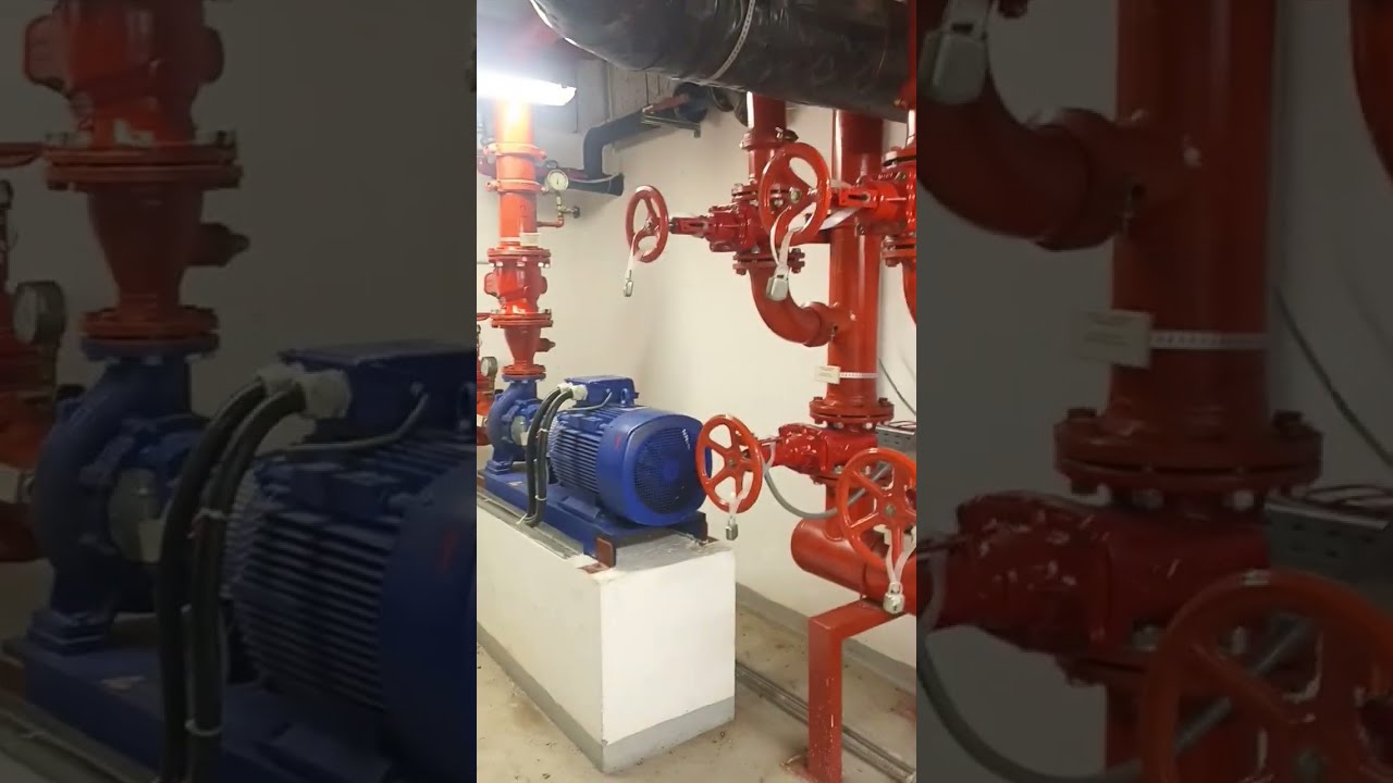 Belekukkantás egy irodaház sprinkler gépházába: Tűzvédelem a gyakorlatban