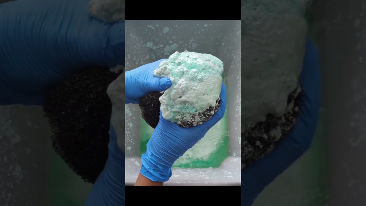 Sudsy Paste Squeezes on Black 🖤 Epoxy Sponge 🧽 | Sponge ASMR 🤘🎸 