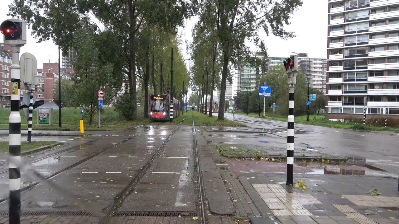 HTM tramlijn 17-15 Wateringen - Station Den Haag Centraal - Nootdorp | regen | 2020