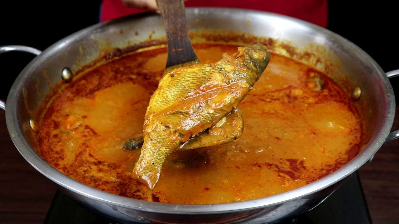 10 to 15 நபருக்கு 1 1/2Kg மீன் சேர்த்து மீன் குழம்பு இப்படிதான் செய்யனும் | Meen Kulambu In Tamil