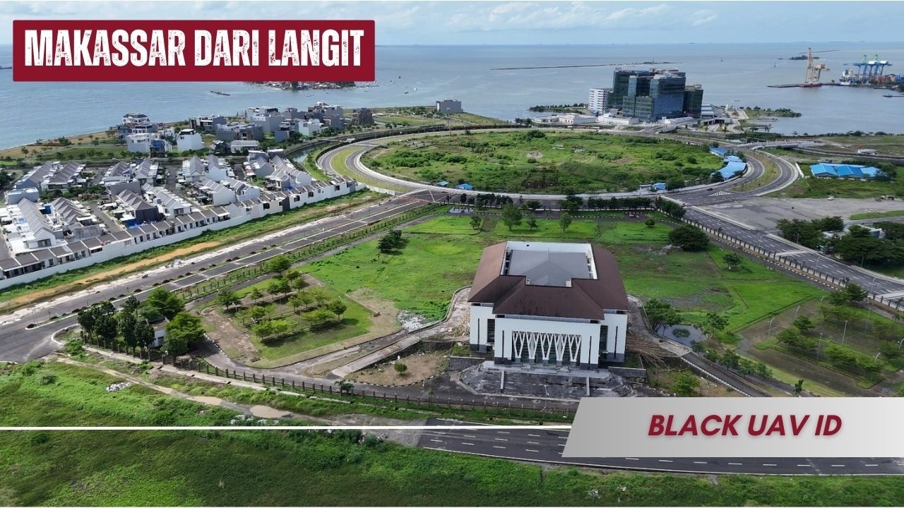Centre Point of Indonesia Makassar dari Langit | Ikon Megah Tepi Laut • Drone 4K