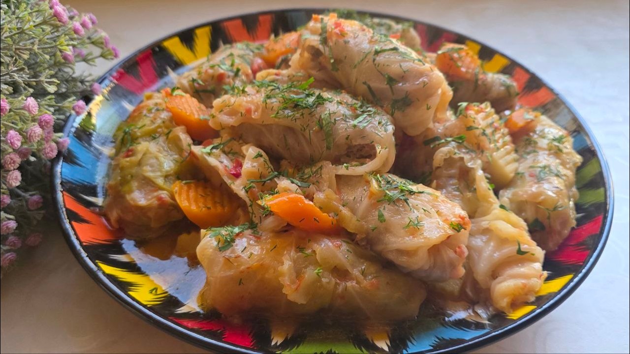 KARAM DOLMA//Ta'mi og'izda qoladigan karam dolma tayorladim//Mehmonga kutib qolaman//
