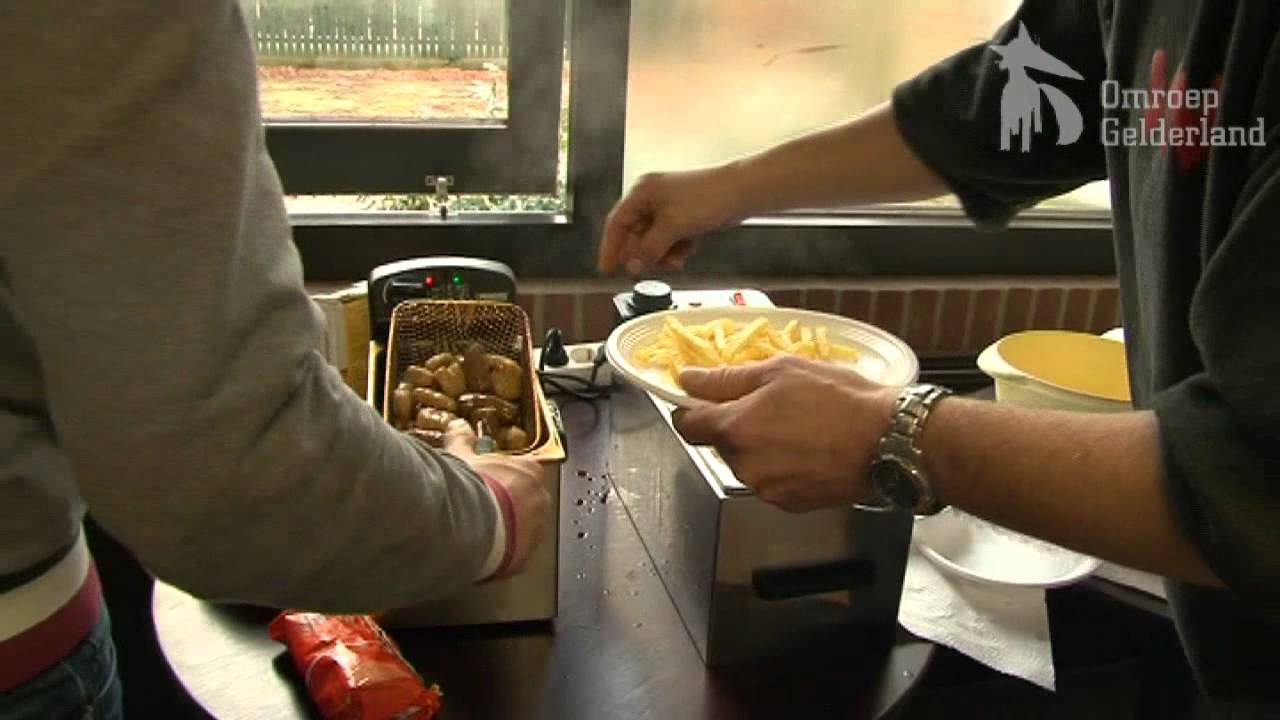 Zak friet voor zak vuurwerk