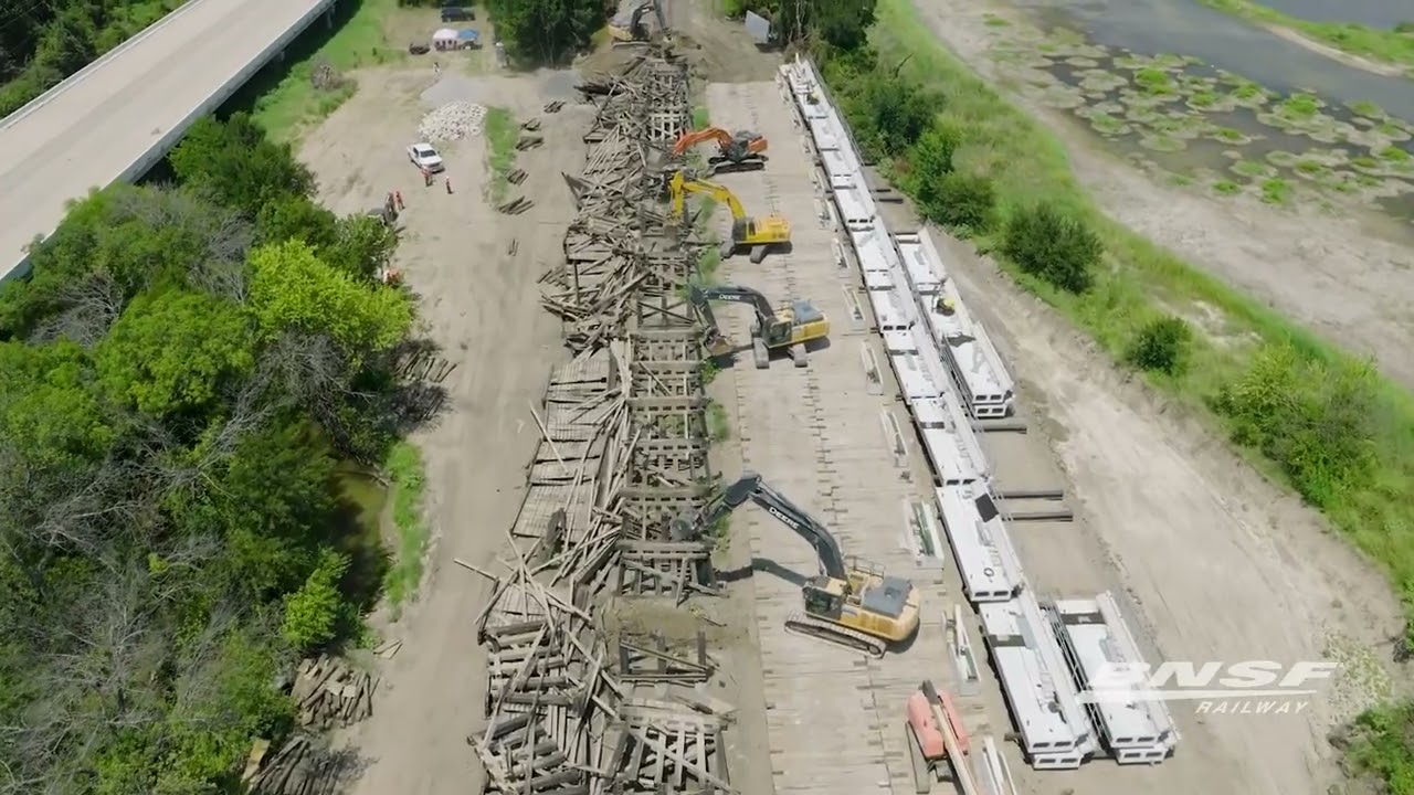 BNSF teams replace bridge in just 28 hours!