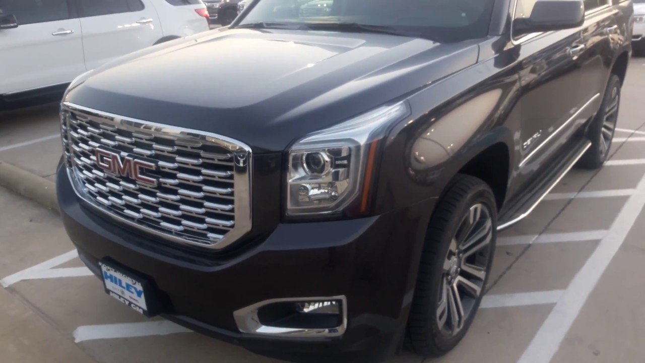 2018 GMC Yukon Denali Start up Engine and full tour