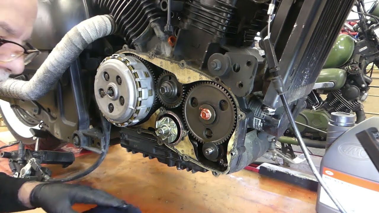 Kawasaki VN800 Kupplung erneuern und Werkstatt Rundblick