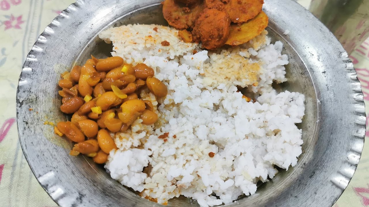 how Kashmiri's cook kashmiri rice /kashur tamul /kashmiri chawal by khana tube