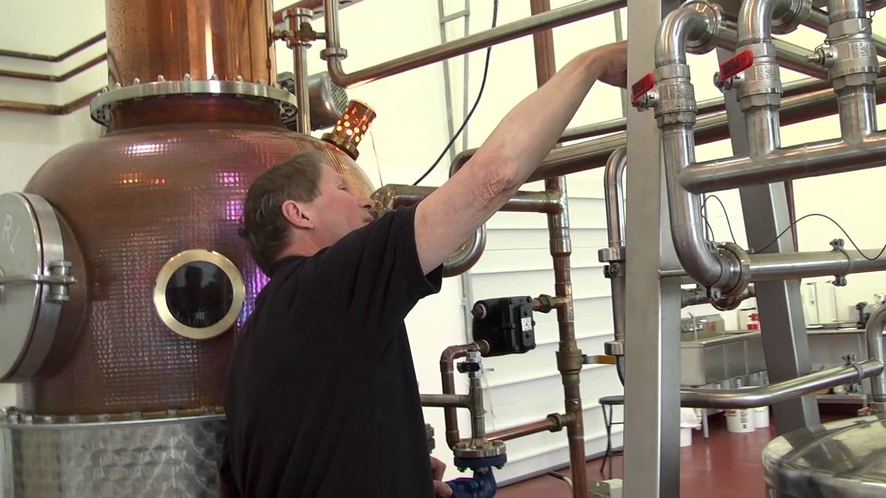 Turning Apples Into Vodka at the Beak and Skiff Distillery | Waldo Finds America