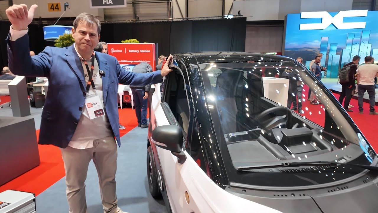Battery Swapping Micro-car: Silence S04 from Barcelona, rent each battery €25/month, future proofed