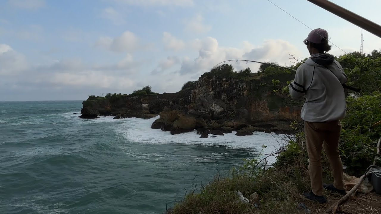 ROCK FISHING GUNUNGKIDUL