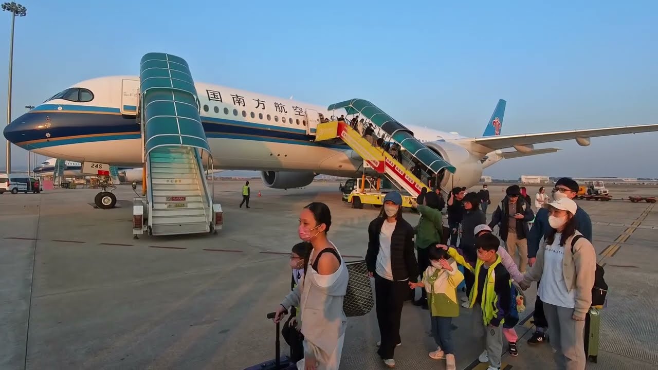 China Southern Airlines - Brisbane to Guangzhou