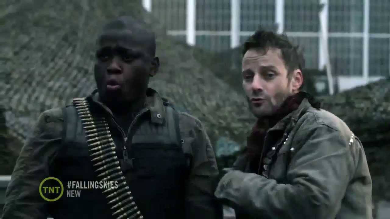 Falling Skies (Tector & The Berserkers - Born To Be Wild)