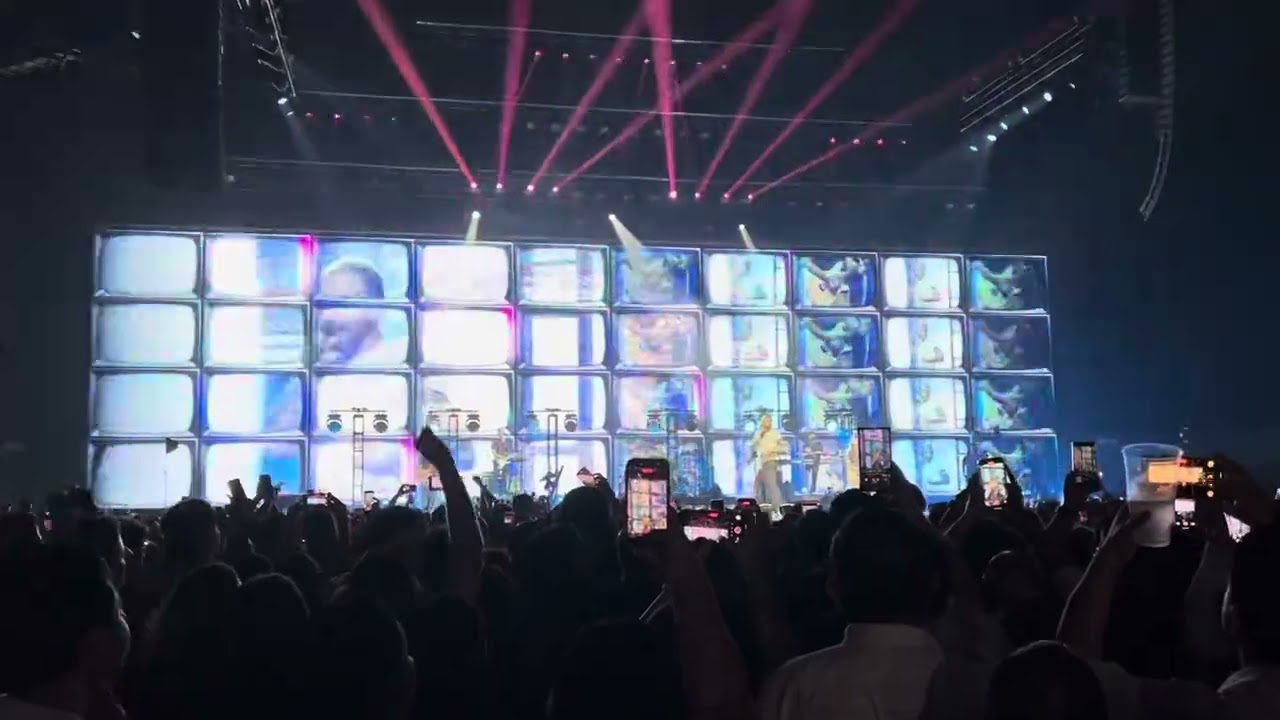 Maroon 5 - Moves Like Jagger - Inauguración Arena Guadalajara - 02/Oct/2025