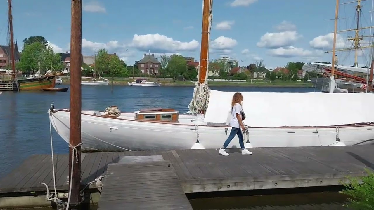 ISEGRAN Norway - pulau menawan yang terletak di Sungai Glomma ( Sungai terpanjang di Norwegia )