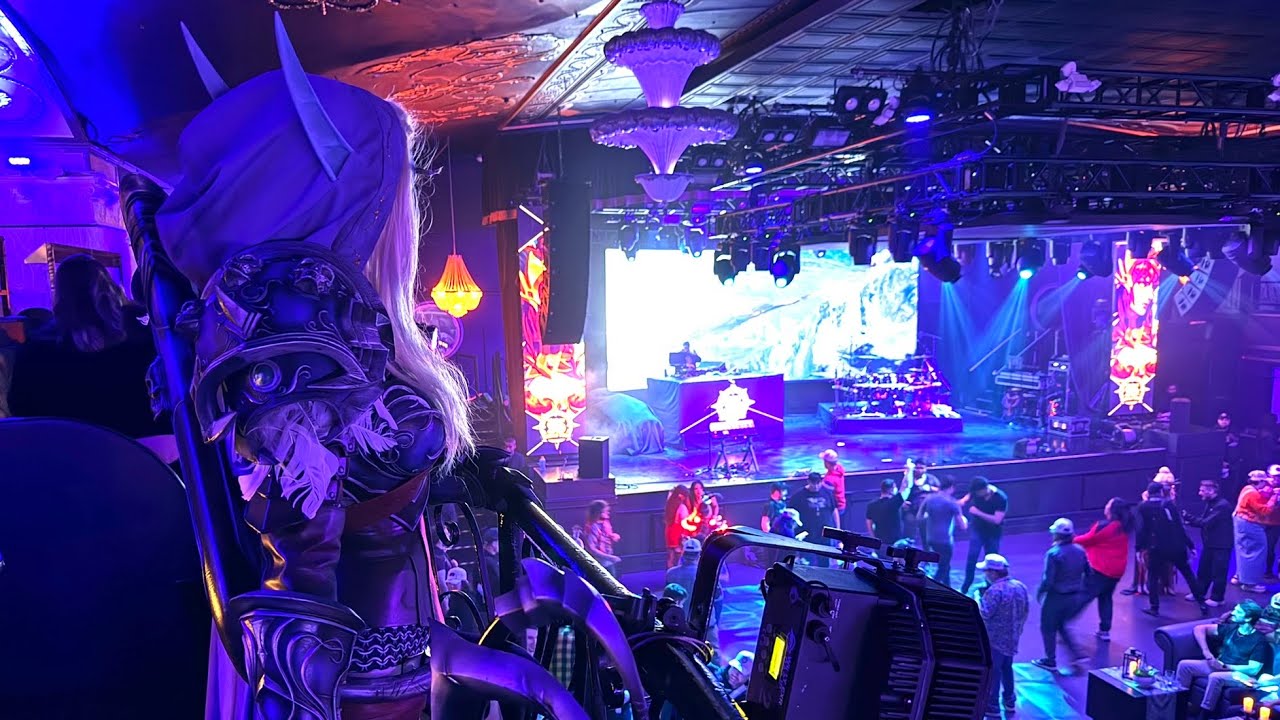 🏹 @Warcraft  World Tour in Boston as Sylvanss Windrunner 🏹