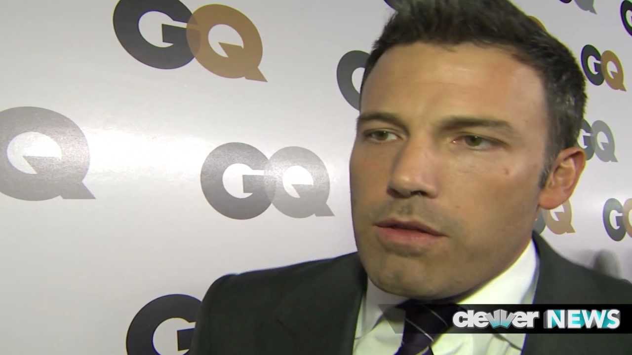 Ben Affleck Gushes Over Rihanna and Jennifer Garner!