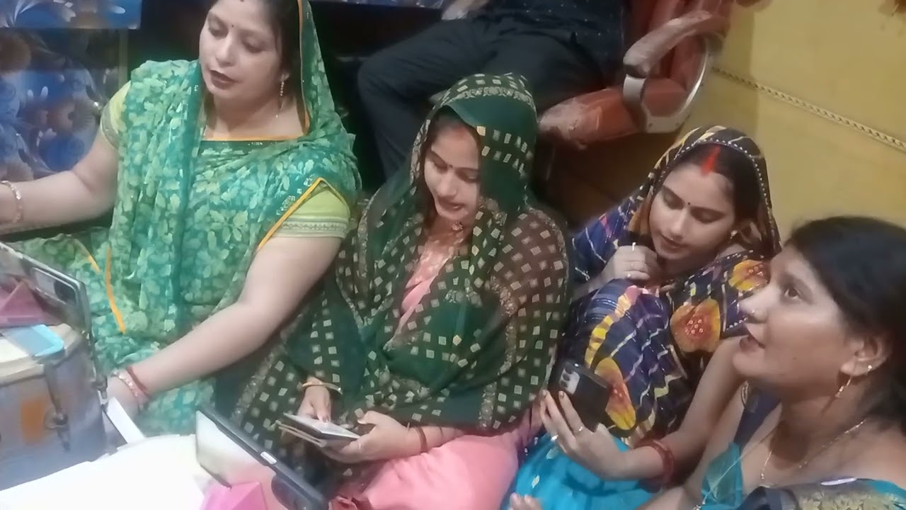 सीनू अवधि सिंगर वंदना भाभी अर्चना भाभी और अनुपम भाभी बहुत ही सुंदर कहरवागीत