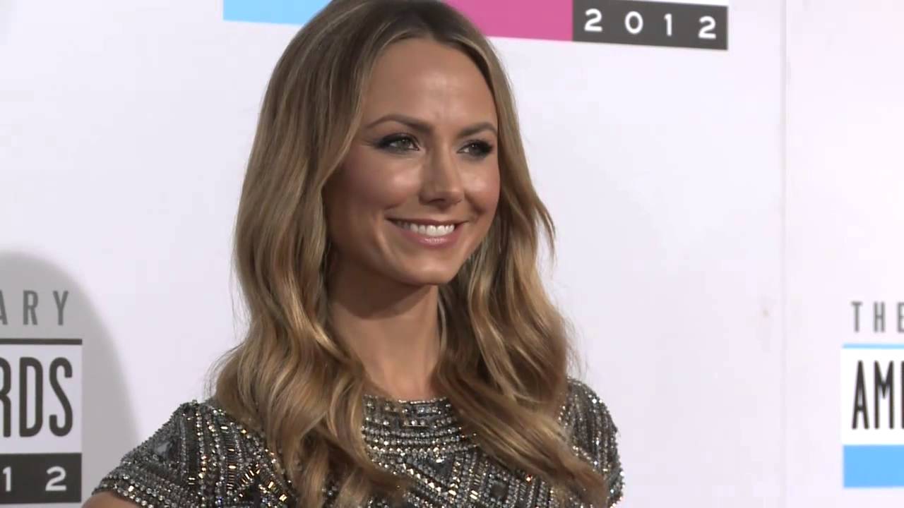 Stacy Keibler Red Carpet Fashion - AMAs 2012