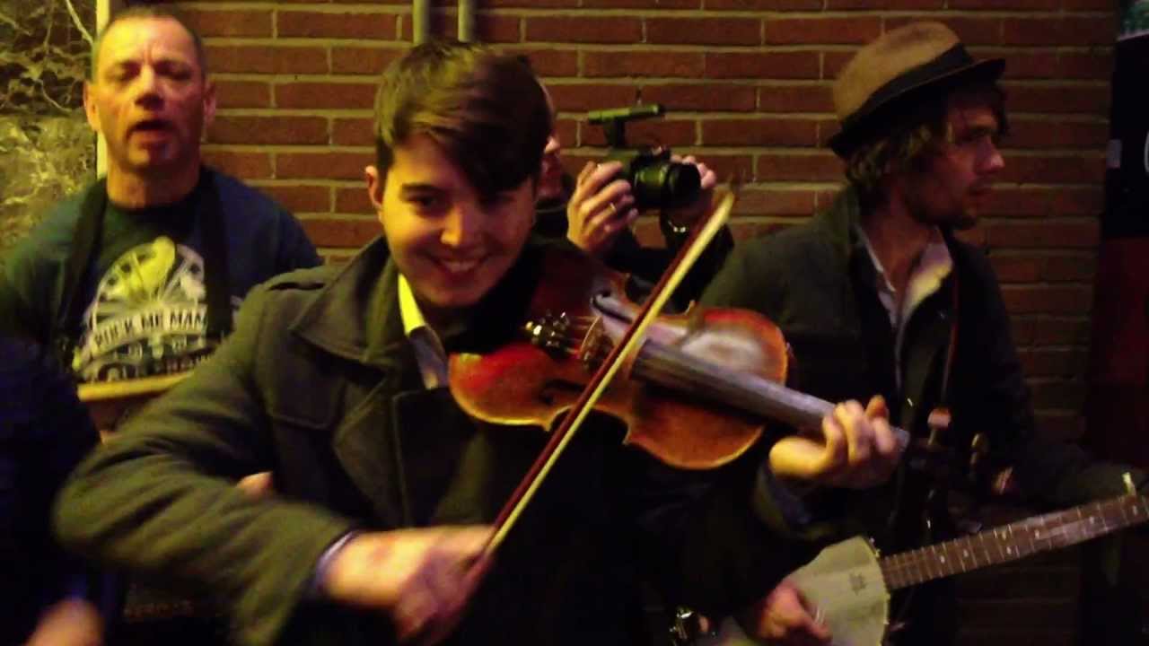 CC Smugglers - Wagon Wheel