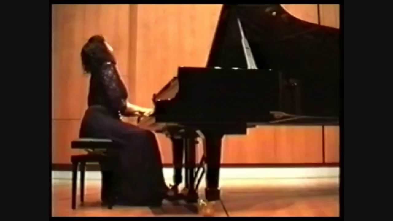 ADIÓS NONINO - PIAZZOLLA on PIANO by CECILIA PILLADO (piano own arrangement)  - PIAZZOLLA 100 YEARS