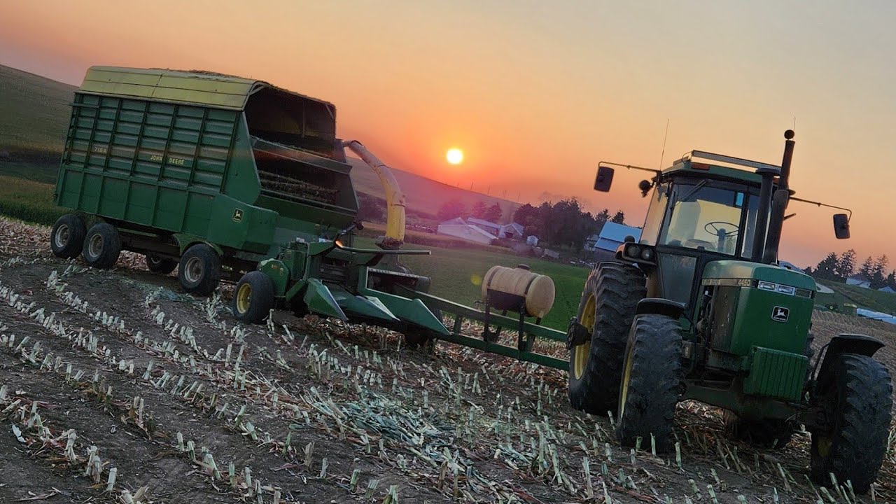 Corn Silage 2023! John Deere 3970 & 716a