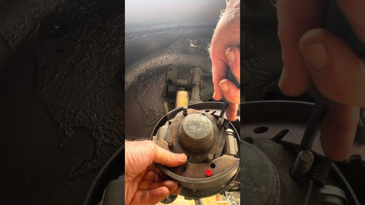 Morris Minor Molly. Refitting brake shoes top tip. The Real McCoy.