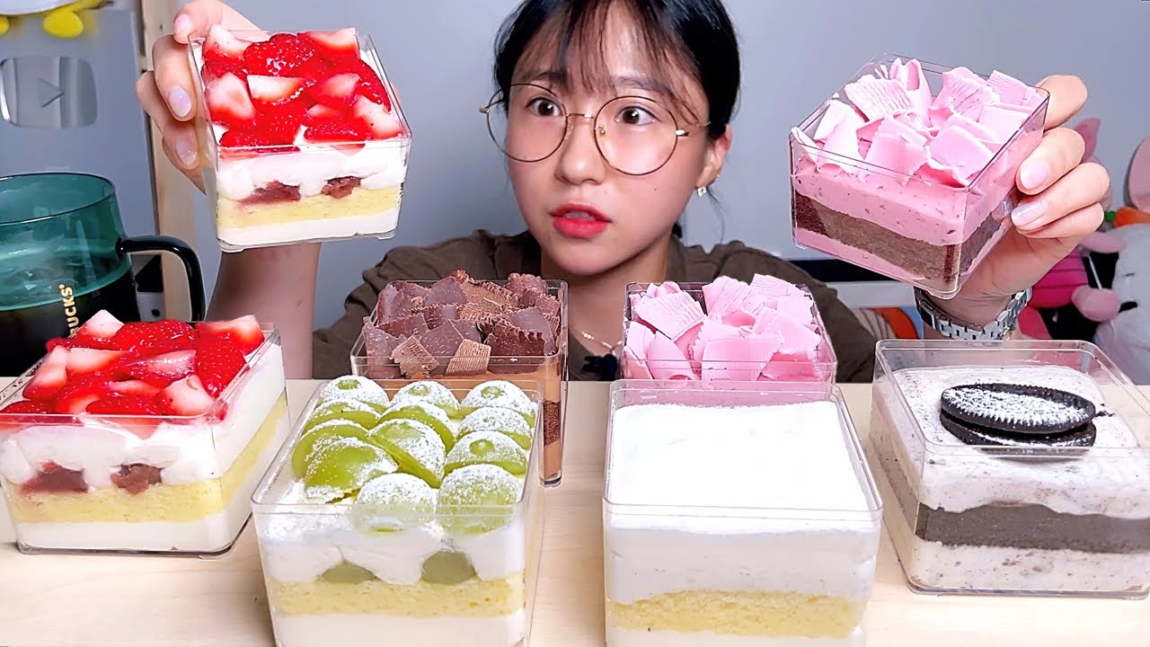 파리바게트 더스퀘어 보틀 케이크 초코생크림 쿠키앤크림 청포도 딸기우유 핑크체리 디저트 먹방 Dessert Mukbang