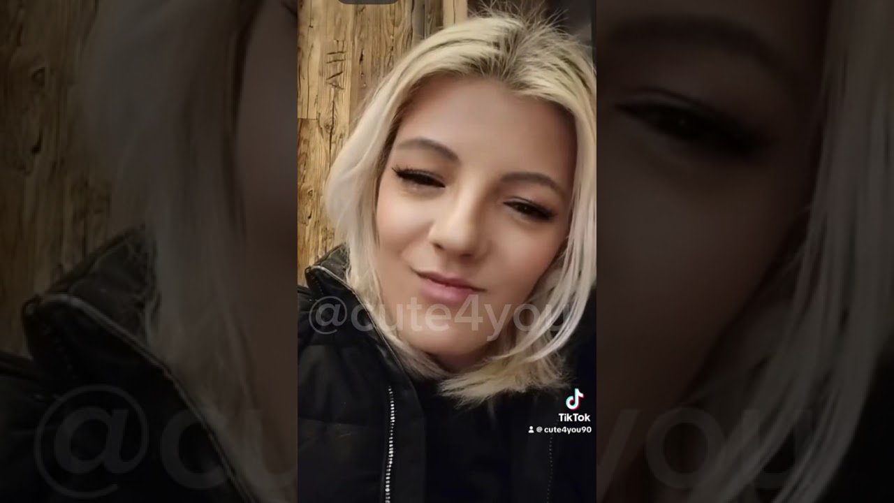 Už ji prosím nebijte do hlavy 😂 Adéla s Ondym venku