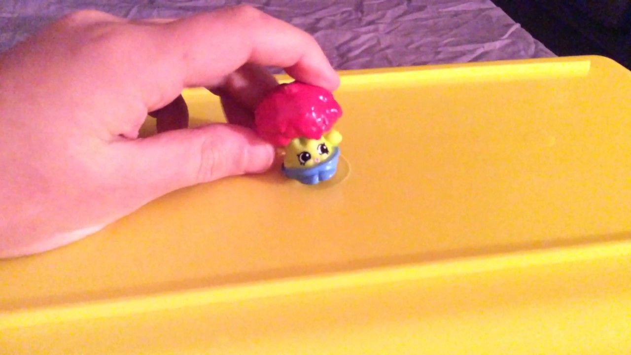 My shopkin collection - creamy cookie, Marty party hat, and more
