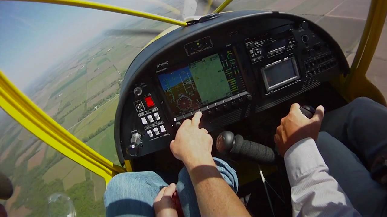 Flying the new STOL CH 750 with the Dynon SkyView