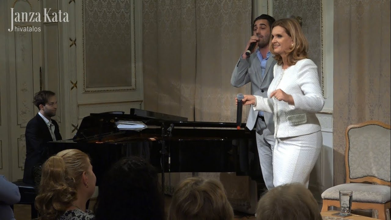 Janza Kata - Pes&aacute;k &Aacute;d&aacute;m - H&aacute;t Ő (Nők az ideg&ouml;sszeoml&aacute;s sz&eacute;l&eacute;n) - KaposMusical produkci&oacute;