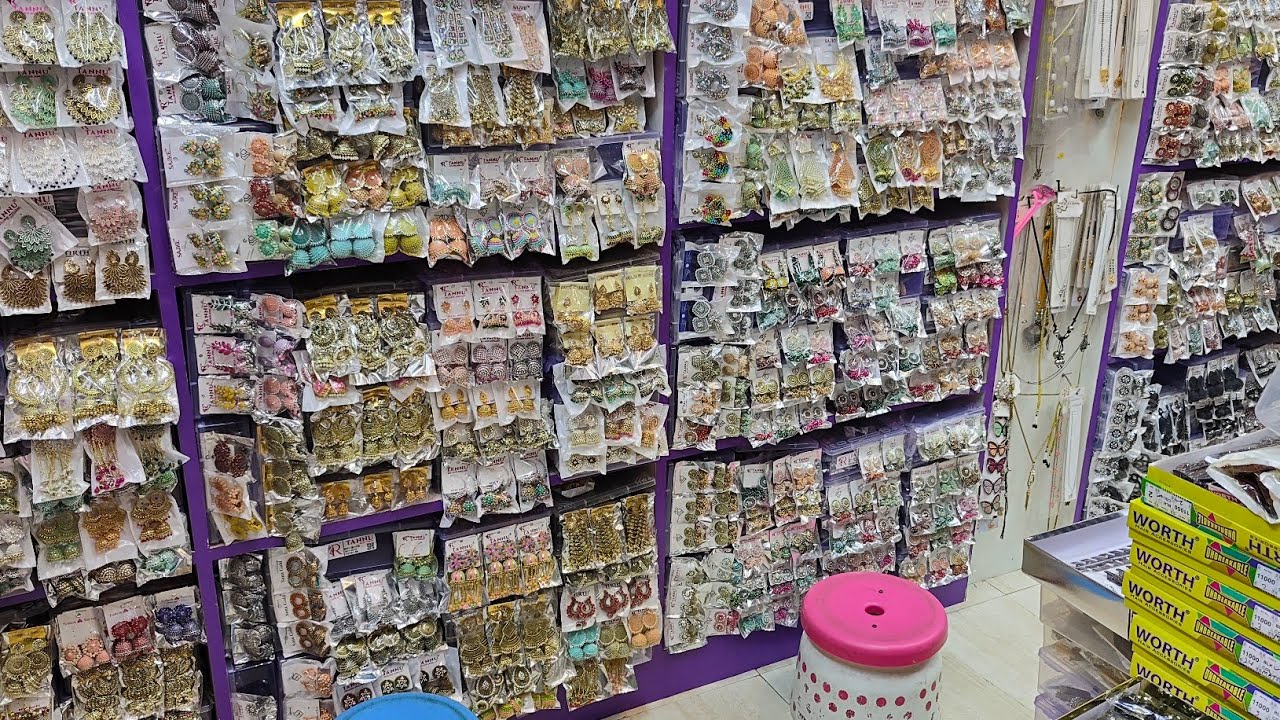 Chickpet Bangalore Wholesale Fancy Jewellery Shop 2Rs/Earrings,Jumka, Cosmetics,Fancy Items/Shopping