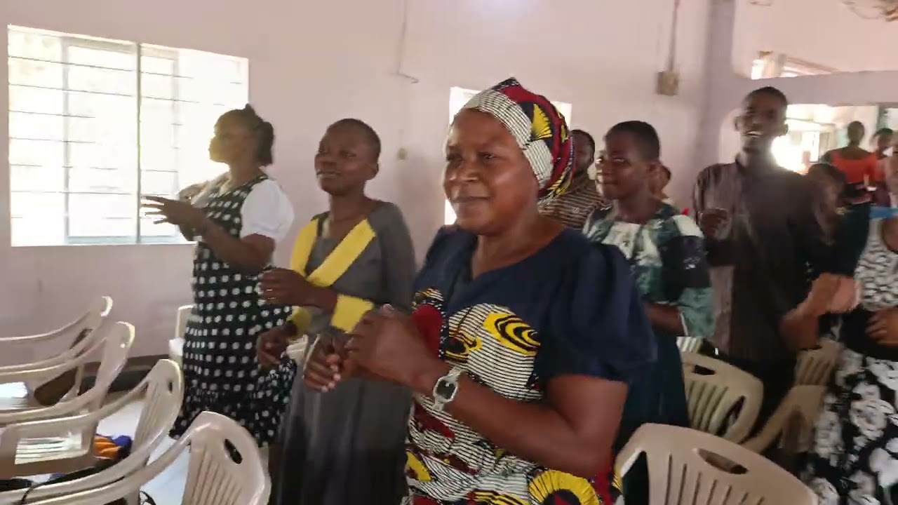 KARIBU TUMSIFU BWANA WETU NA MWOKOZI WETU ~ YESU KRISTO