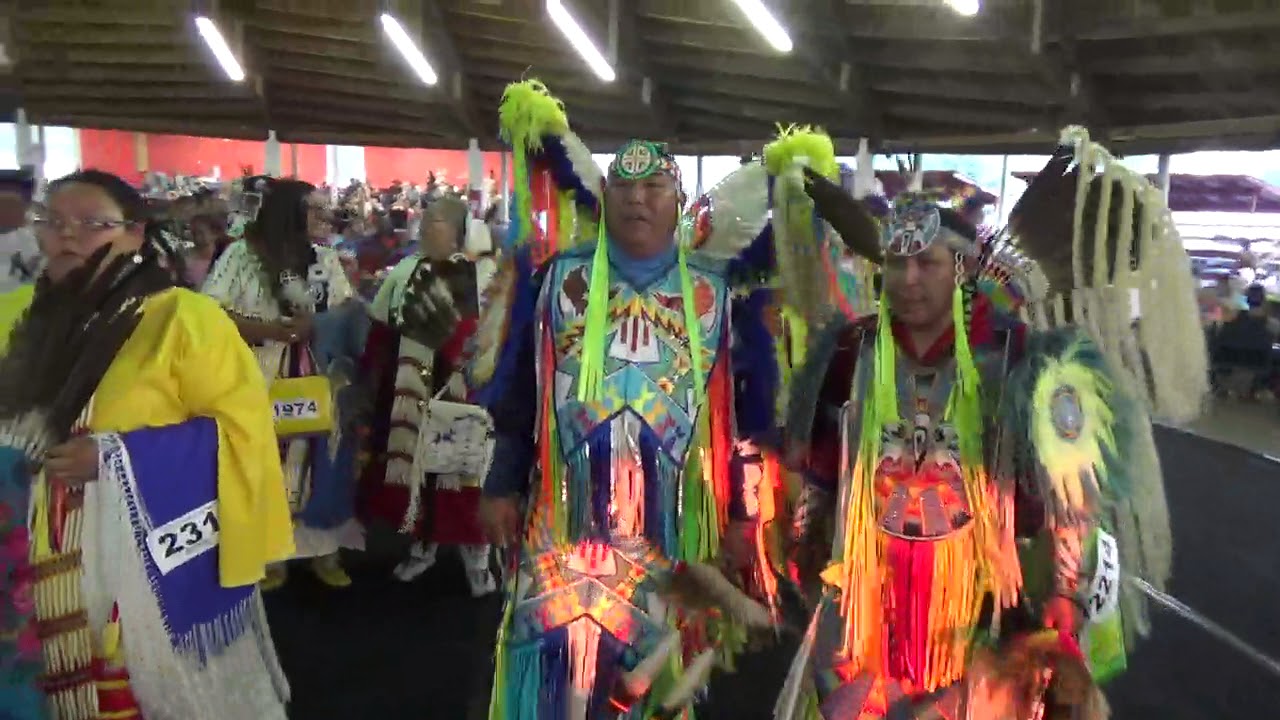 Tsuu T'ina 2017 Pow Wow - Intertribal Dance 2