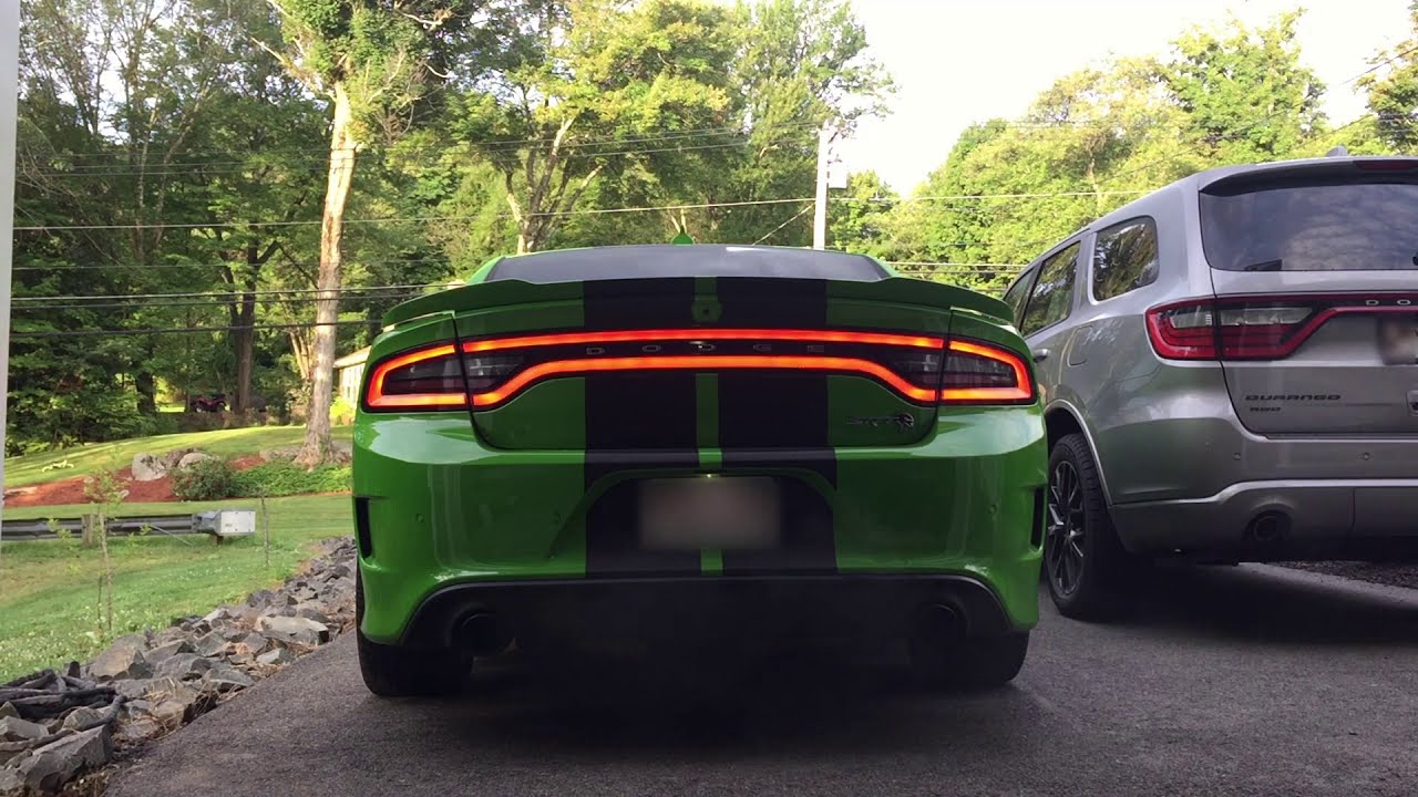 Charger Hellcat Cold Start w/ Muffler Delete