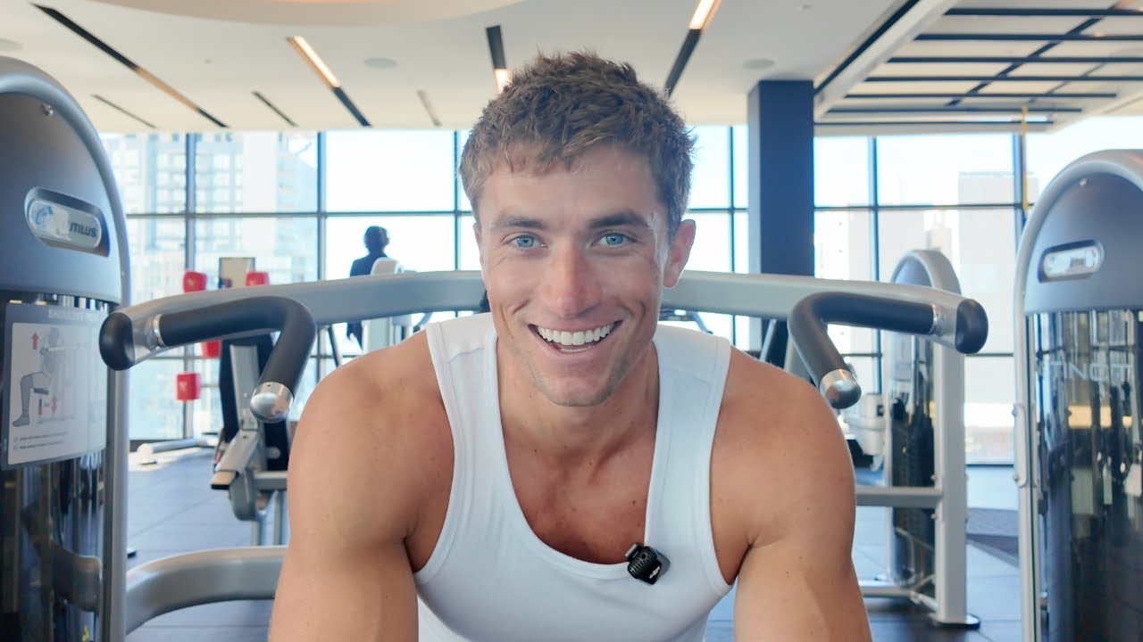 Full Day of Eating and Training To Run a 3:15 Marathon Without Looking Like a Twig