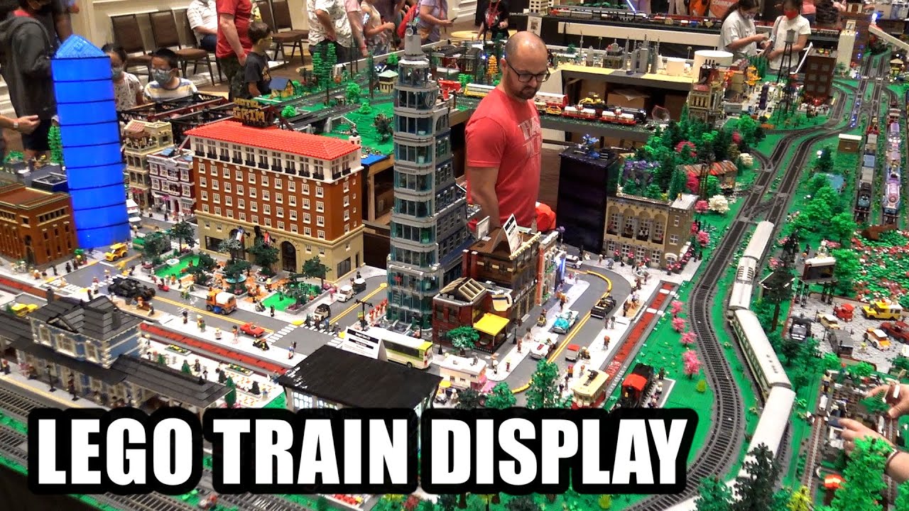 Огромный город поездов LEGO, построенный восемью людьми! Техасская кирпичная железная дорога