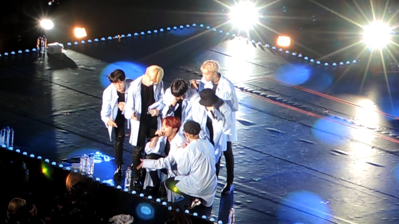 171021 BTS LIVE TRILOGY EPISODE III THE WINGS TOUR in Taiwan Wings & Talk